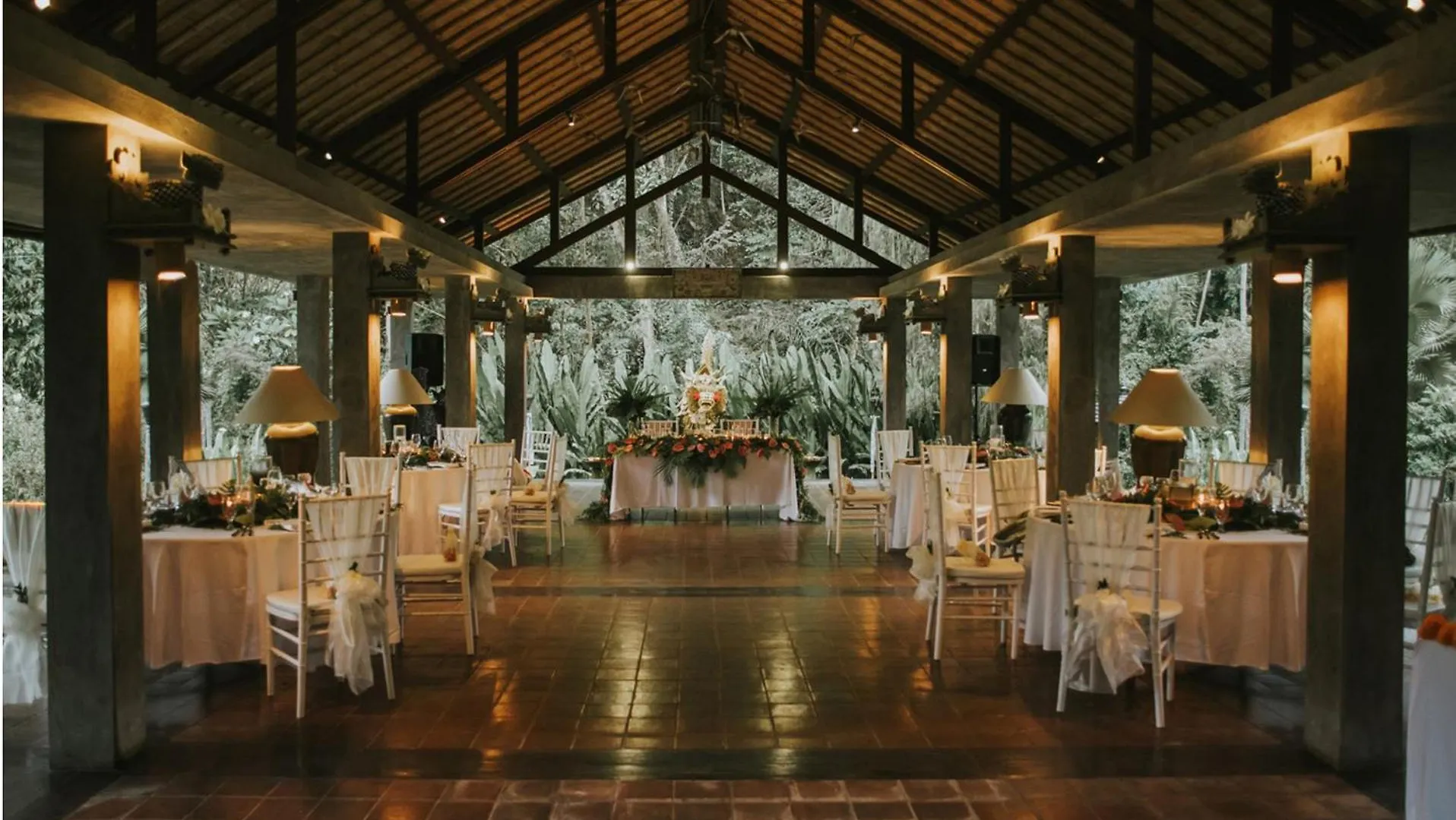 Villa Dua Dari, A Residence By Hadiprana